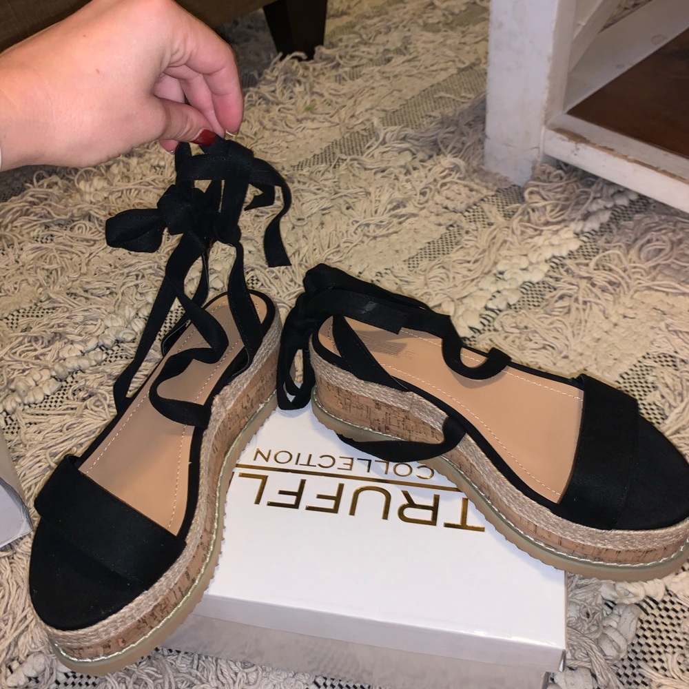 Platform sandals